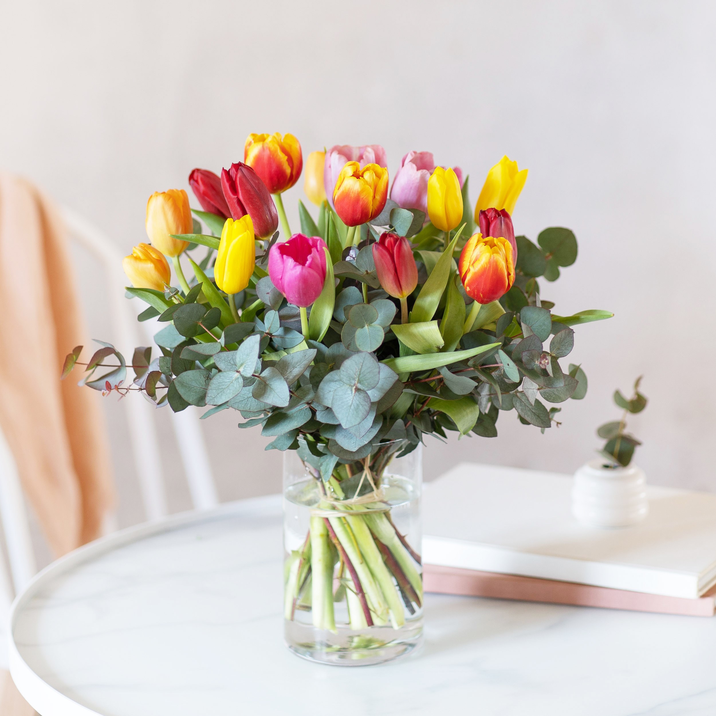 Multicolored Tulips Bouquet EDA